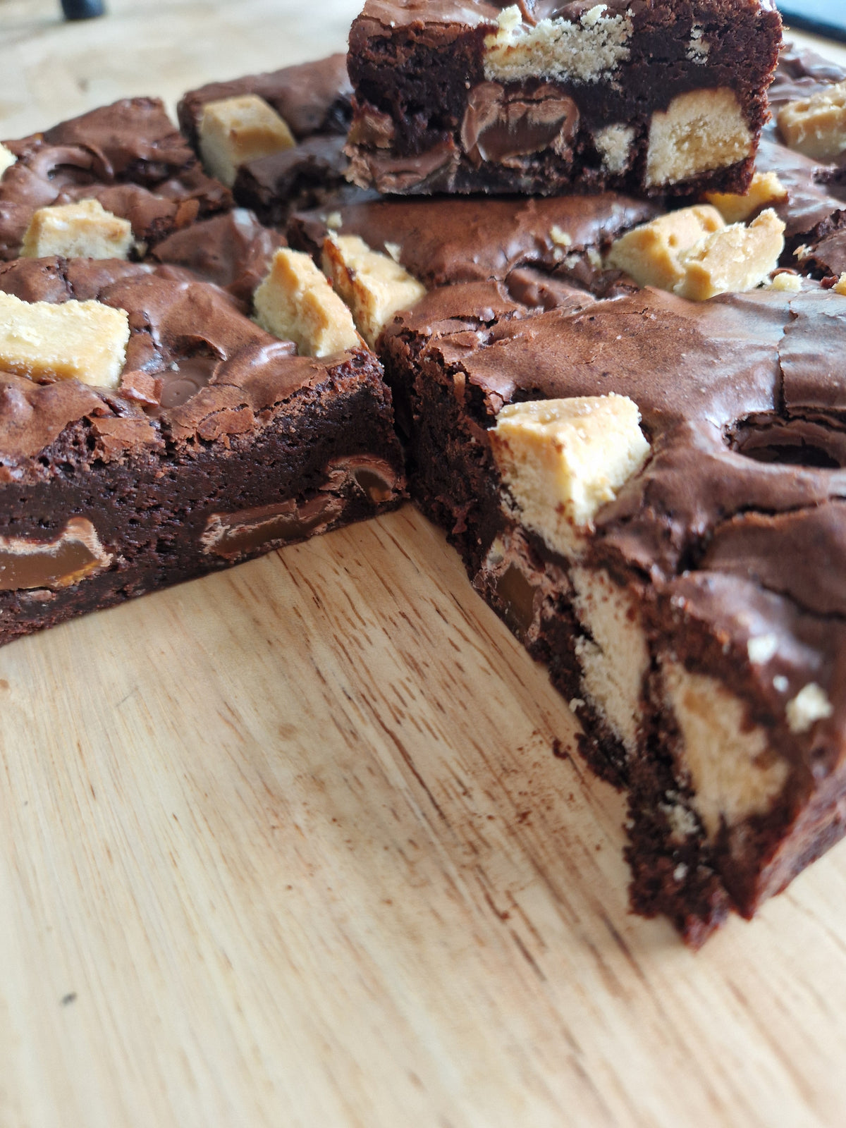 Rolo & Shortbread Brownies