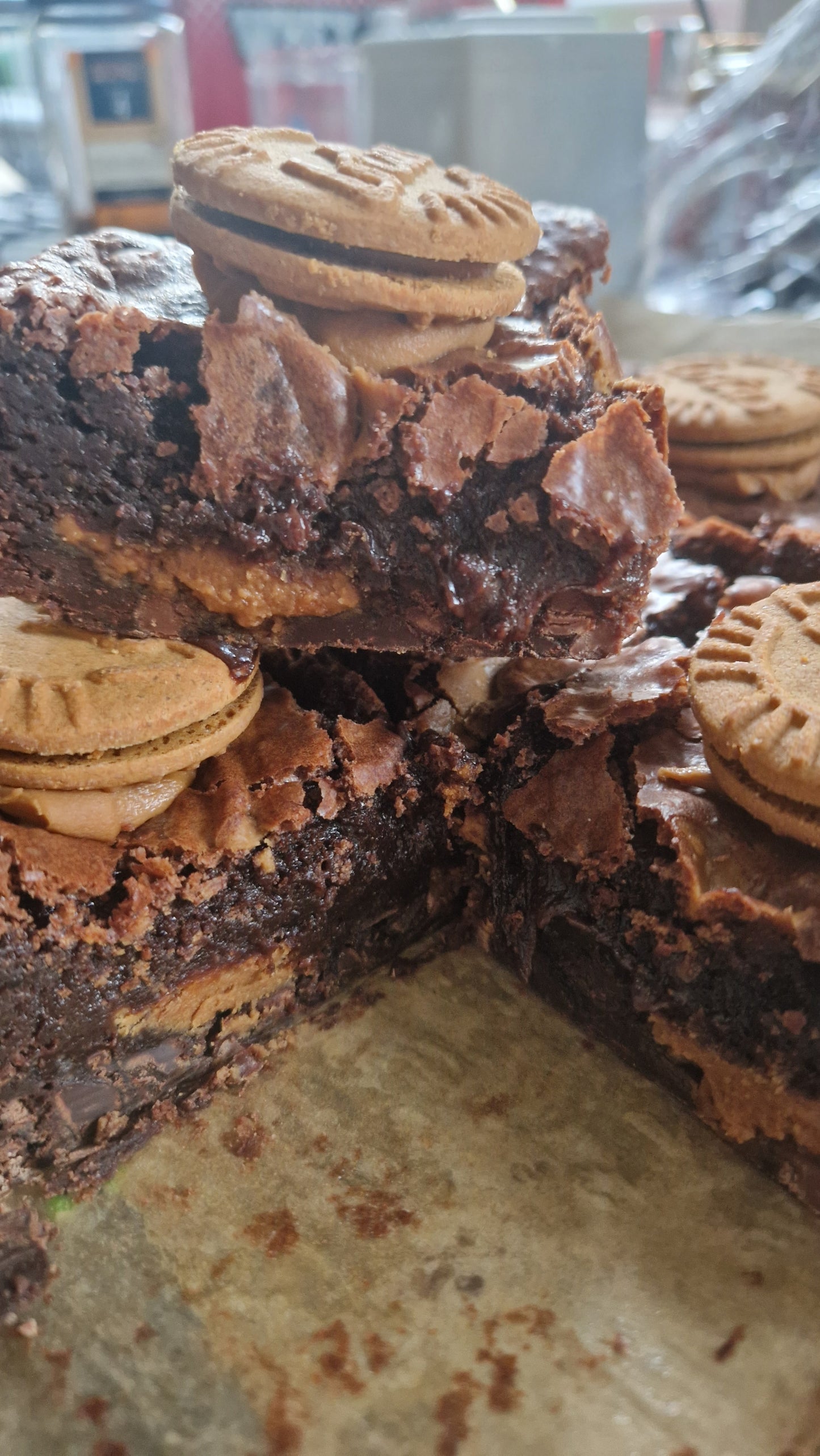 Biscoff Brownies – Gooey Lotus Biscoff Brownie Box